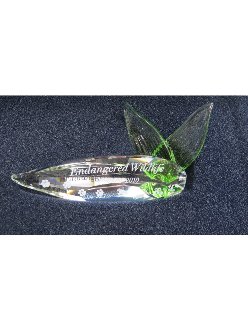 Swarovski Crystal 2008-2010 Trilogy Endangered Wildlife Plaque 906929 Mint